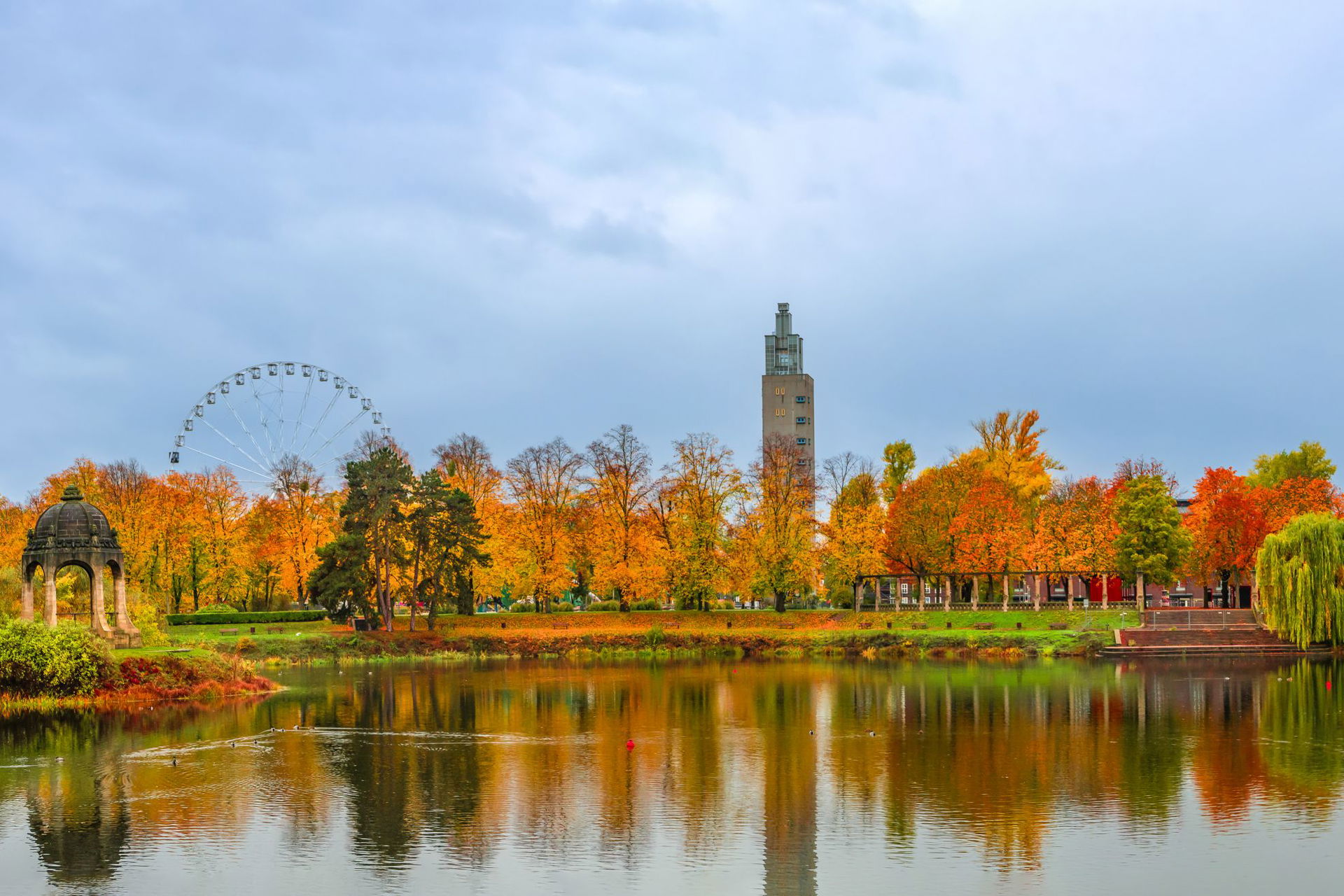 Stadtpark Rotehorn - Rotehornpark und Adolf-Mittag See im Herbst